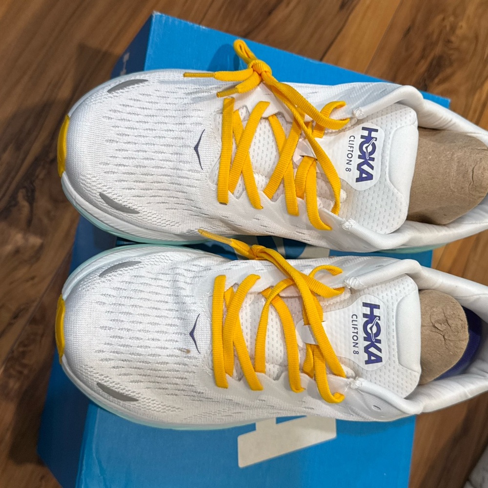 Hoka one one